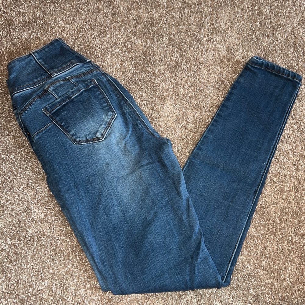 High wasted skinny jeans!
